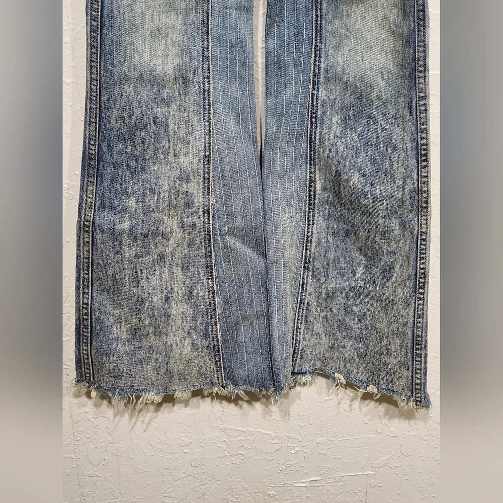 Free People Novelty Flare Jeans Sz 24